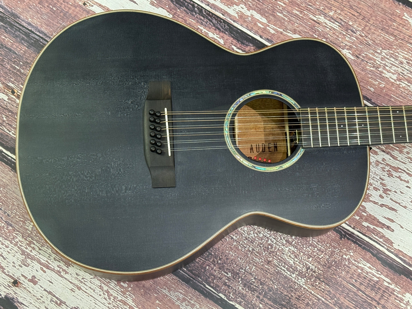 Auden Austin Smokehouse series 12 string Electro with Deluxe case