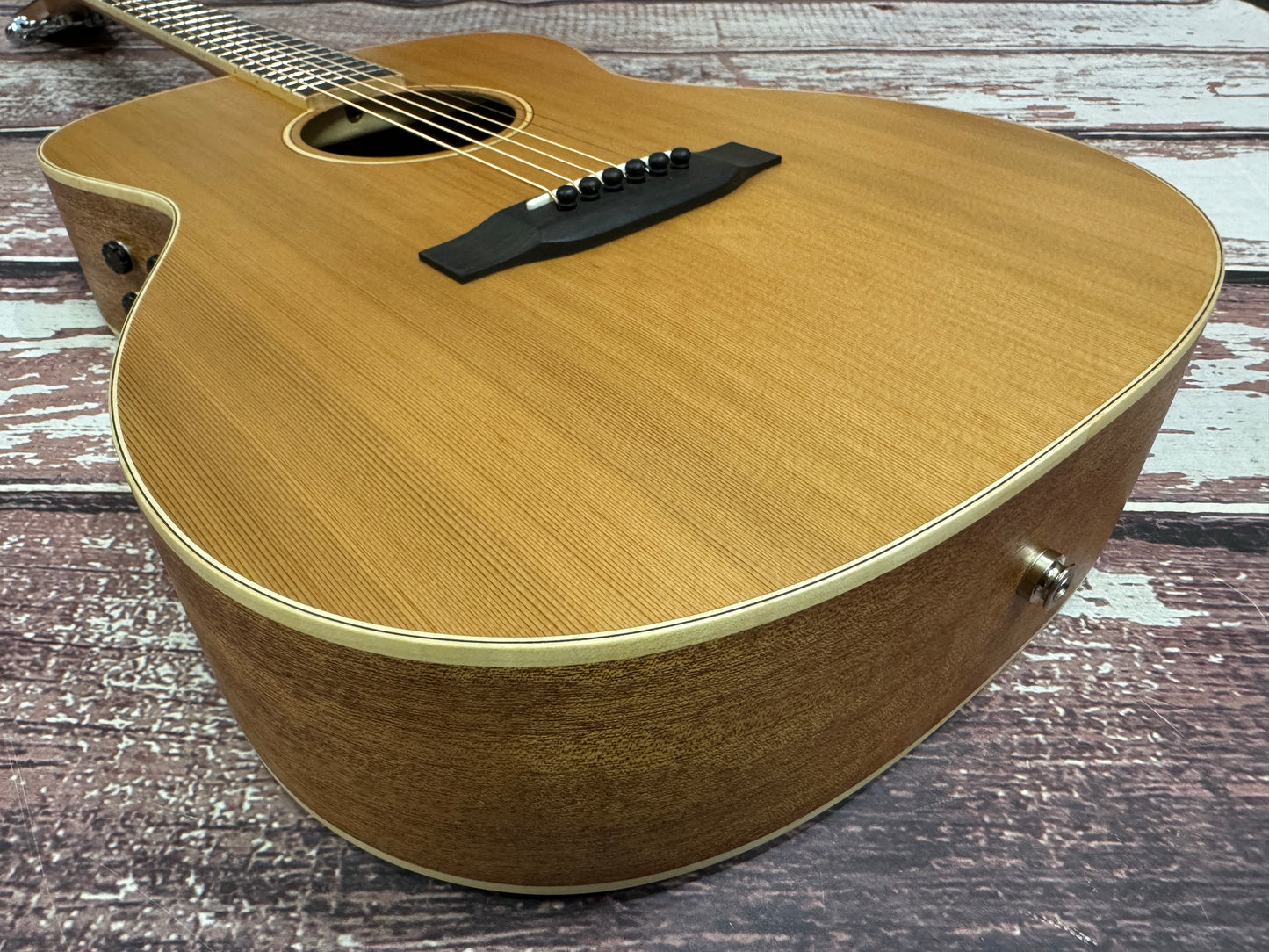 Auden Bowman Neo Series Electro with Deluxe bag