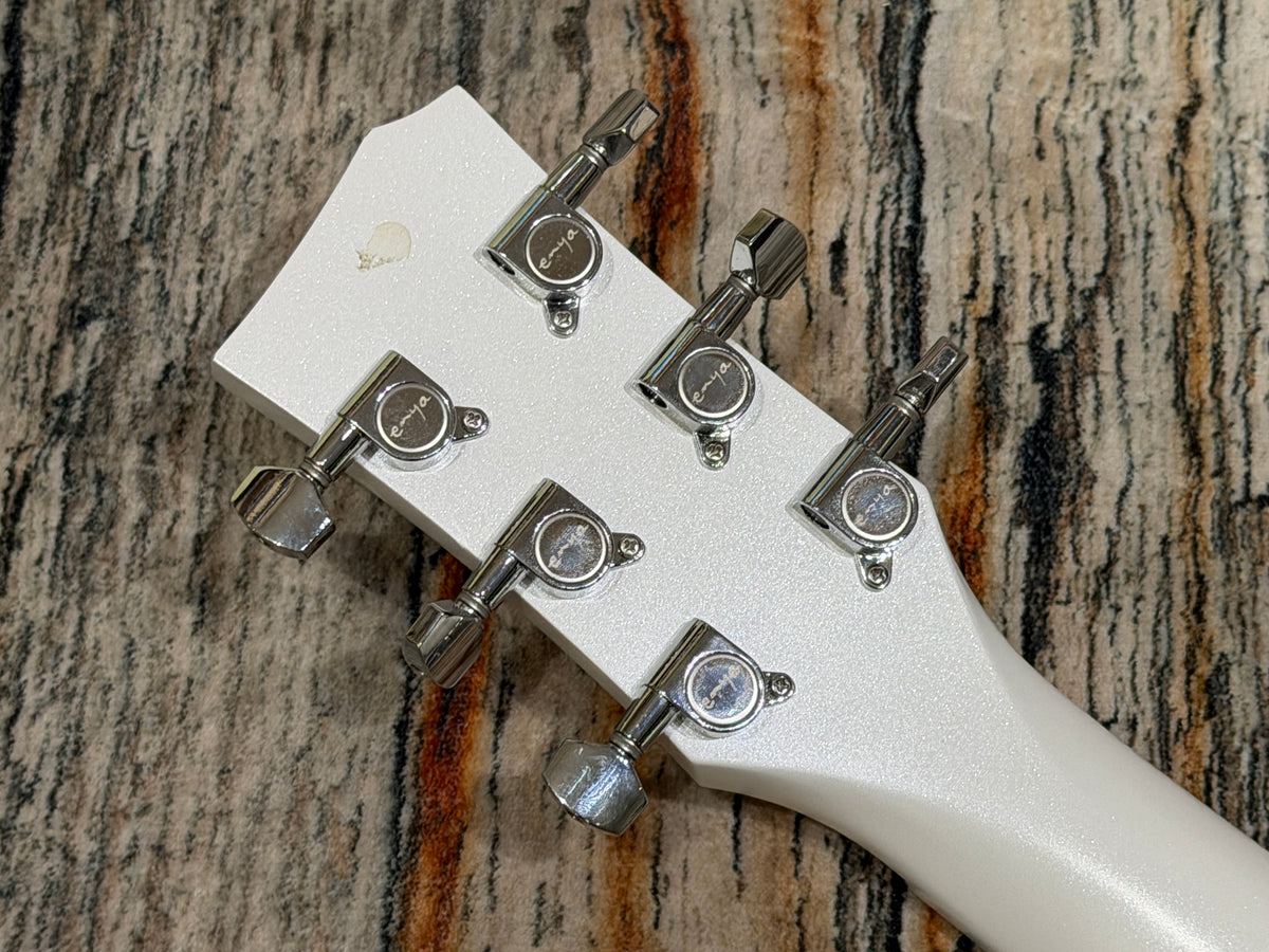 Enya Nova Go Sonic - Smart guitar with FX and built in speaker