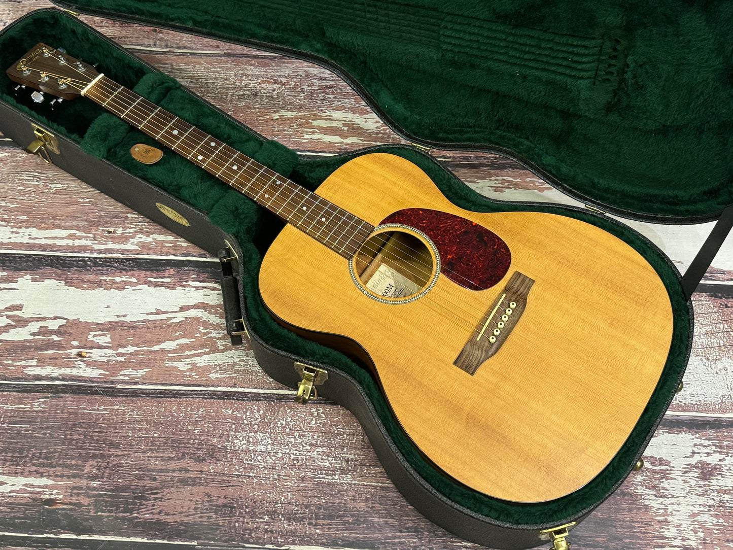 Martin USA 000M electro (Fishman) 2000 with Martin hard case