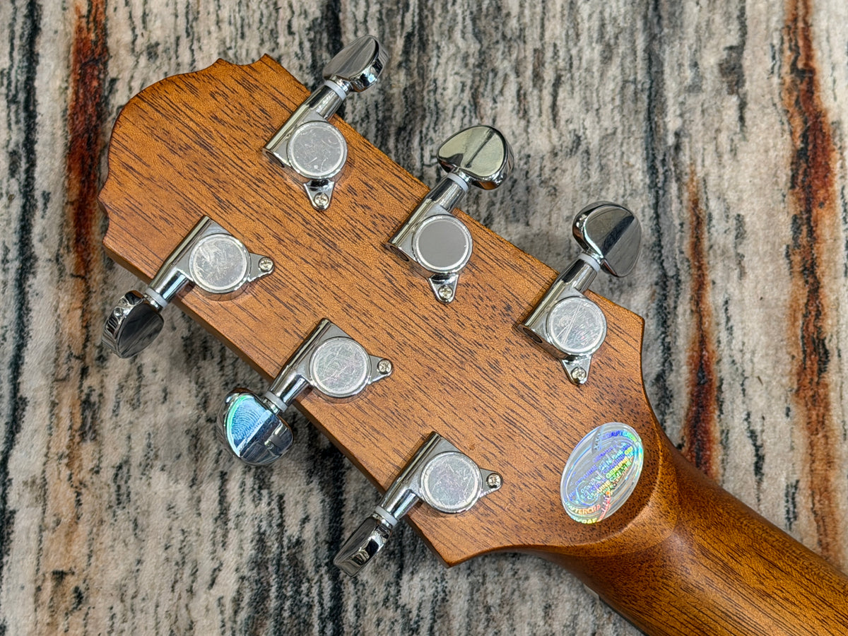Crafter HG100-CE-N cutaway electro acoustic