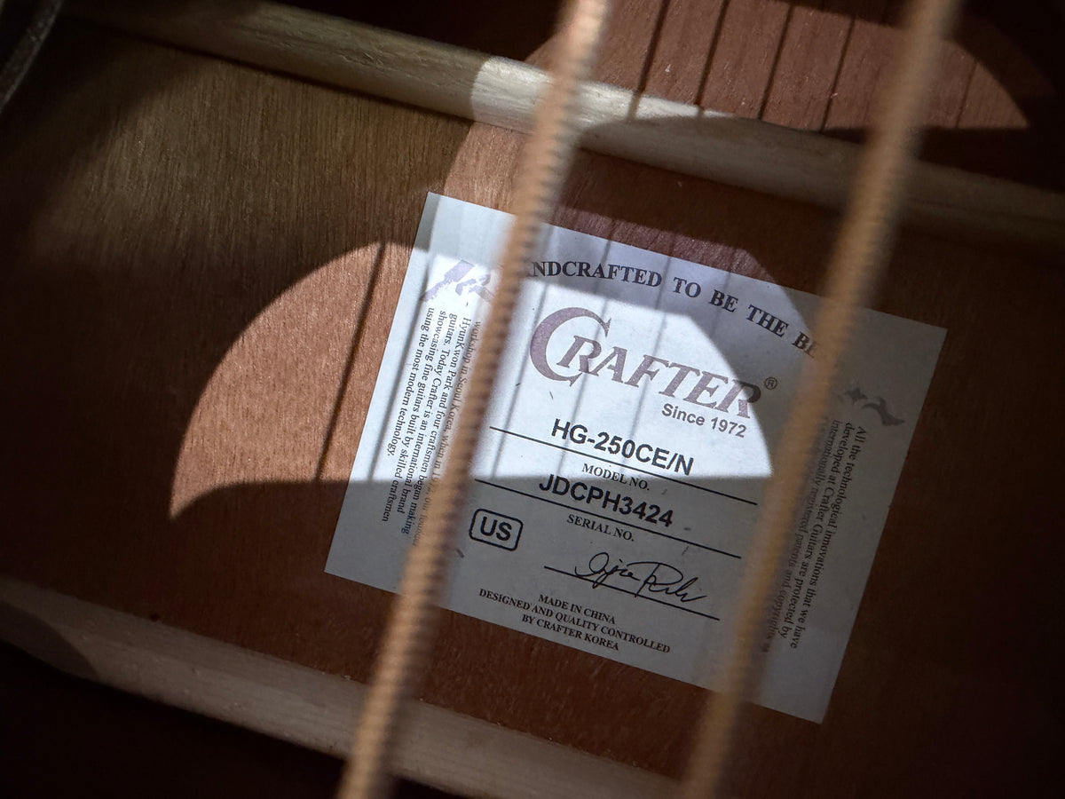 Crafter HG250−CE−N Electro Acoustic