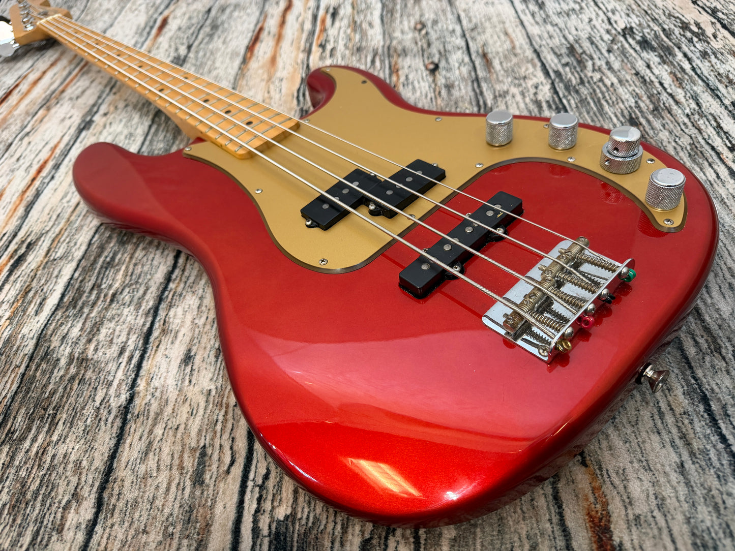 Fender Deluxe Active Precision Bass Special