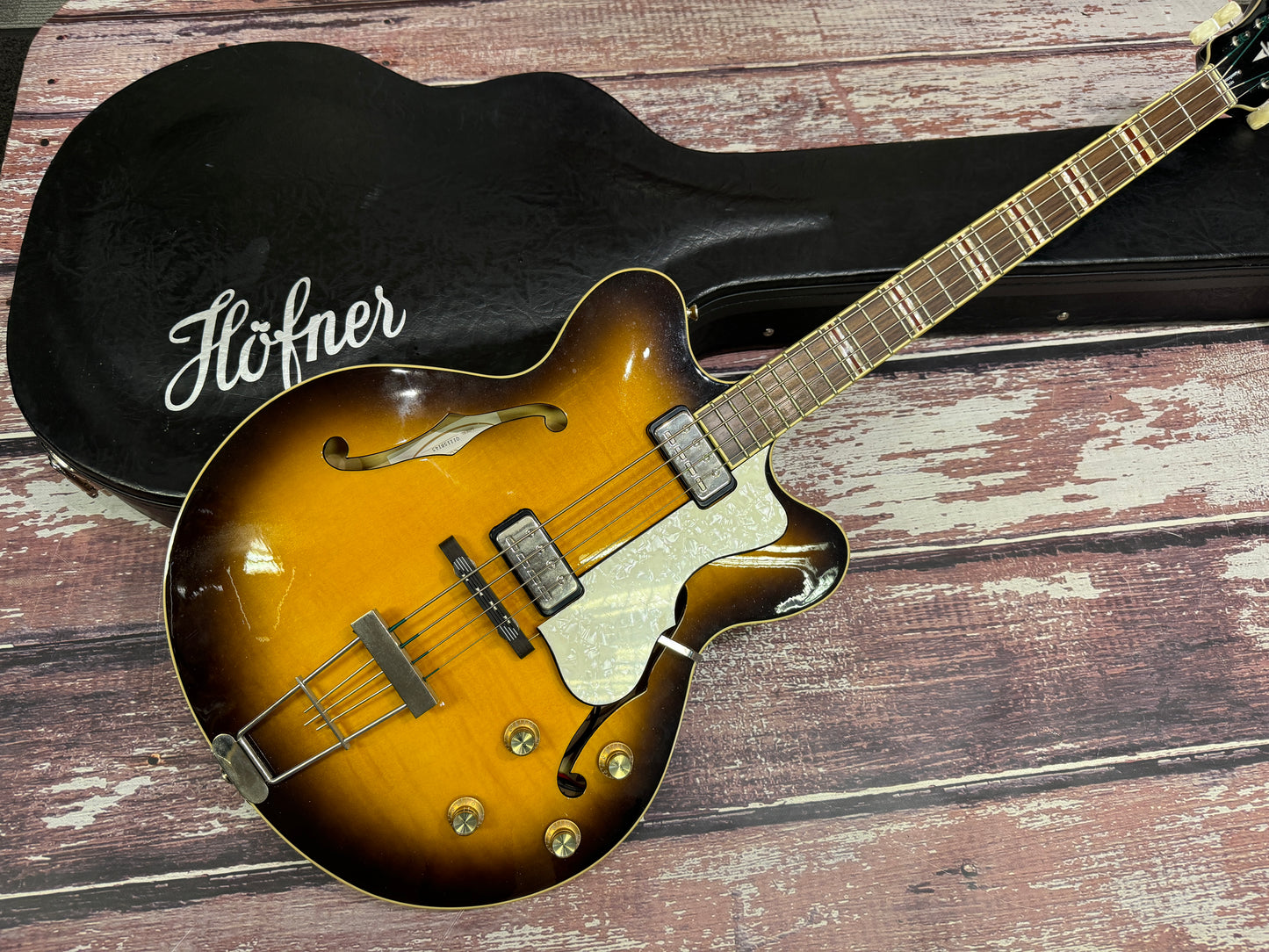 Hofner Verythin Bass HTC500/7 plus hard case