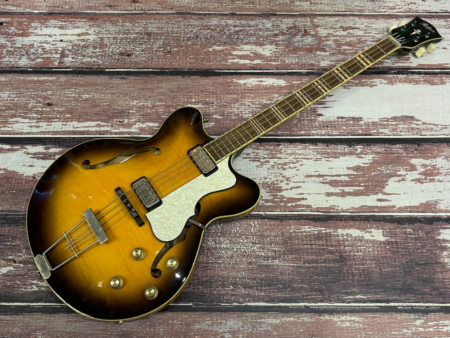 Hofner Verythin Bass HTC500/7 plus hard case