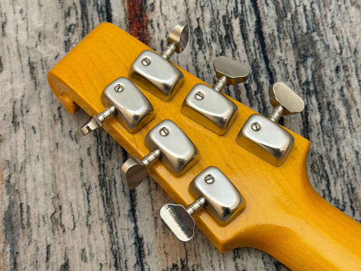 Burns "Made in England" Hank Marvin signature "The Legend" model 1990s