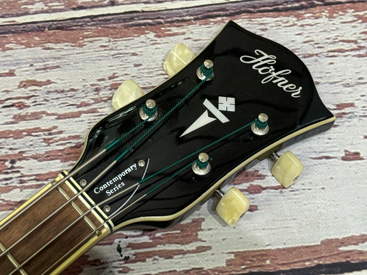 Hofner Verythin Bass HTC500/7 plus hard case