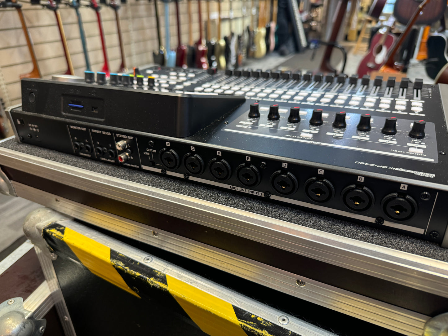 Tascam DP-24 SD Porta-studio with flight case