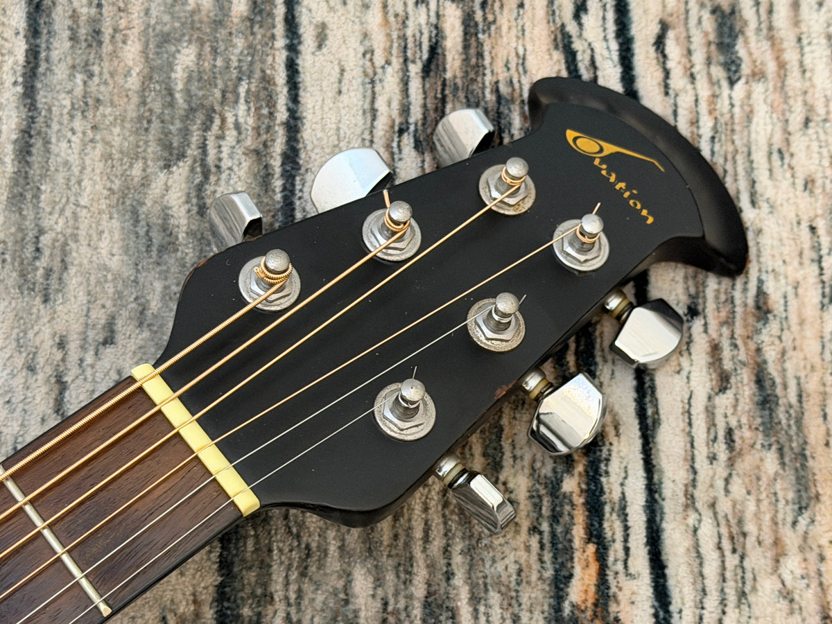 Ovation Celebrity CC-028 Shallow bowl electro acoustic