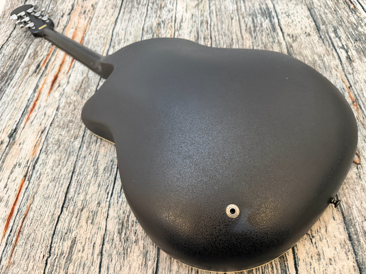 Ovation Celebrity CC-028 Shallow bowl electro acoustic