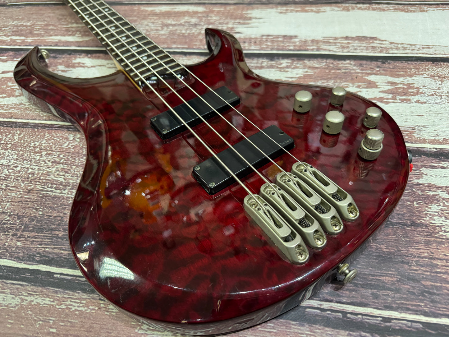 Ibanez BTB-400Q Active bass