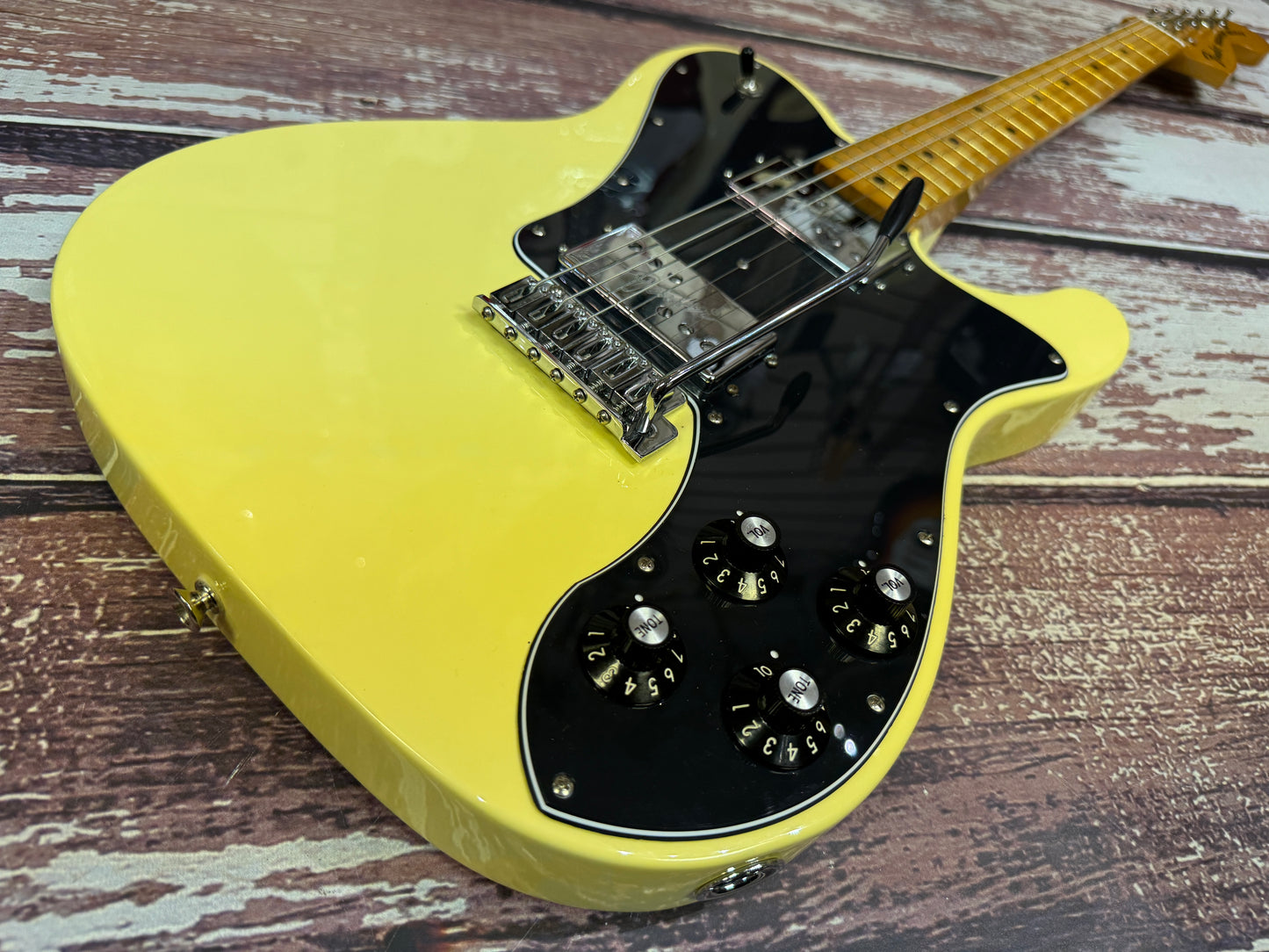 Fender Vintera II Telecaster Deluxe - Tremolo