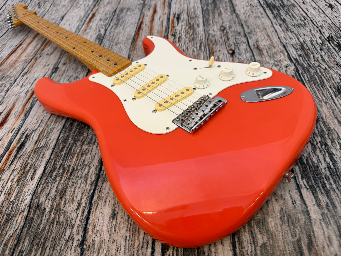 Squier Japanese Hank Marvin Stratocaster 1991/2 "L" Serial