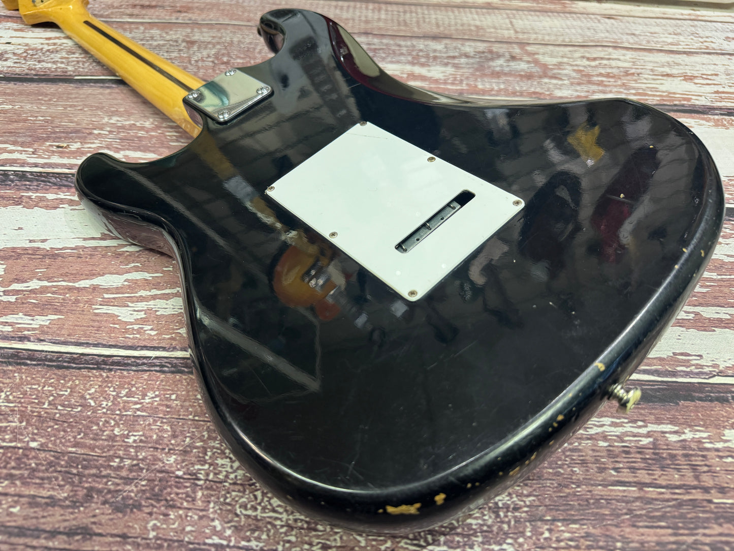 Axis Strat style with tremolo