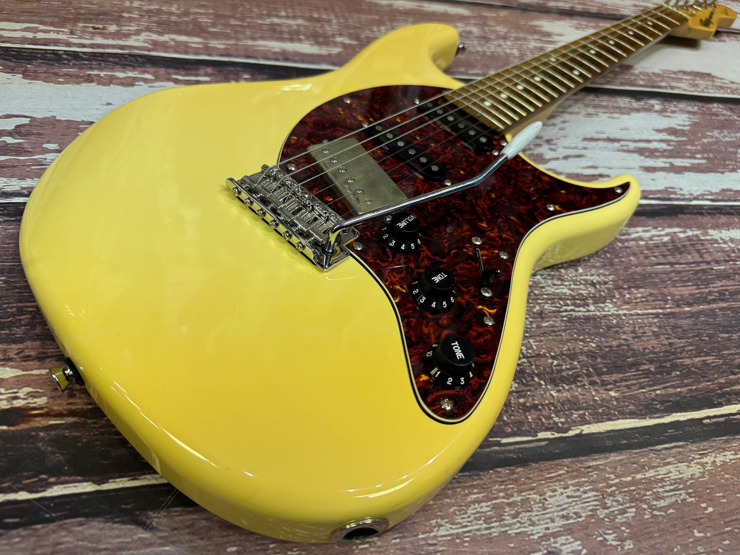 Vintage Geoff Whitehorn Signature