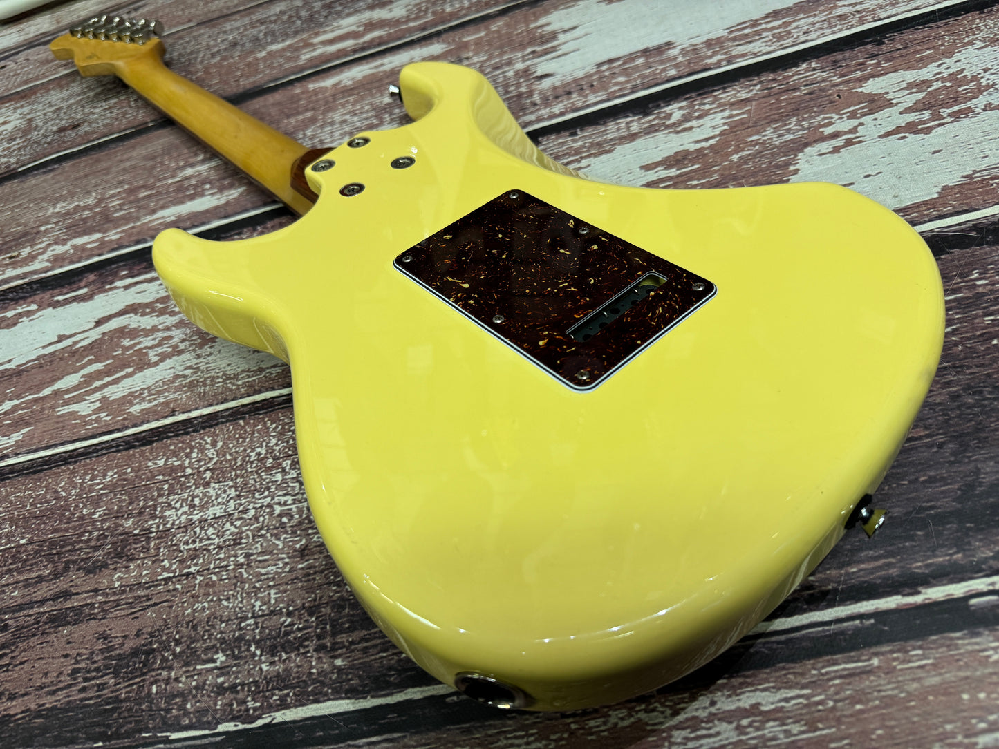 Vintage Geoff Whitehorn Signature
