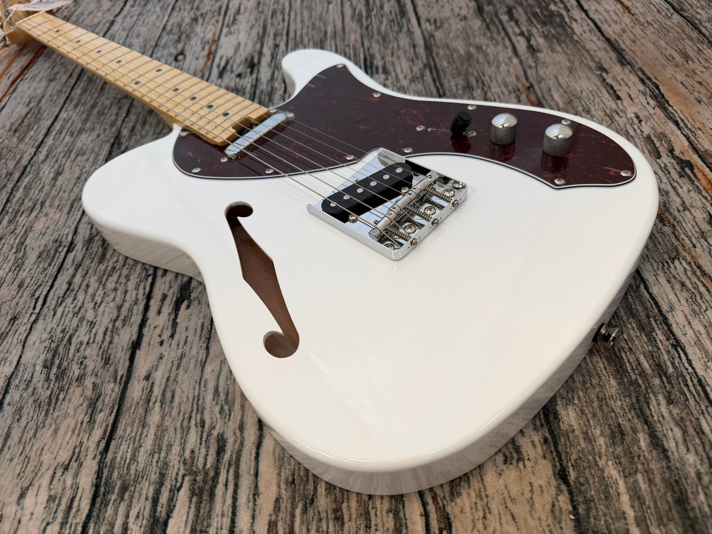 Aria TEG-TL Thinline "T" White
