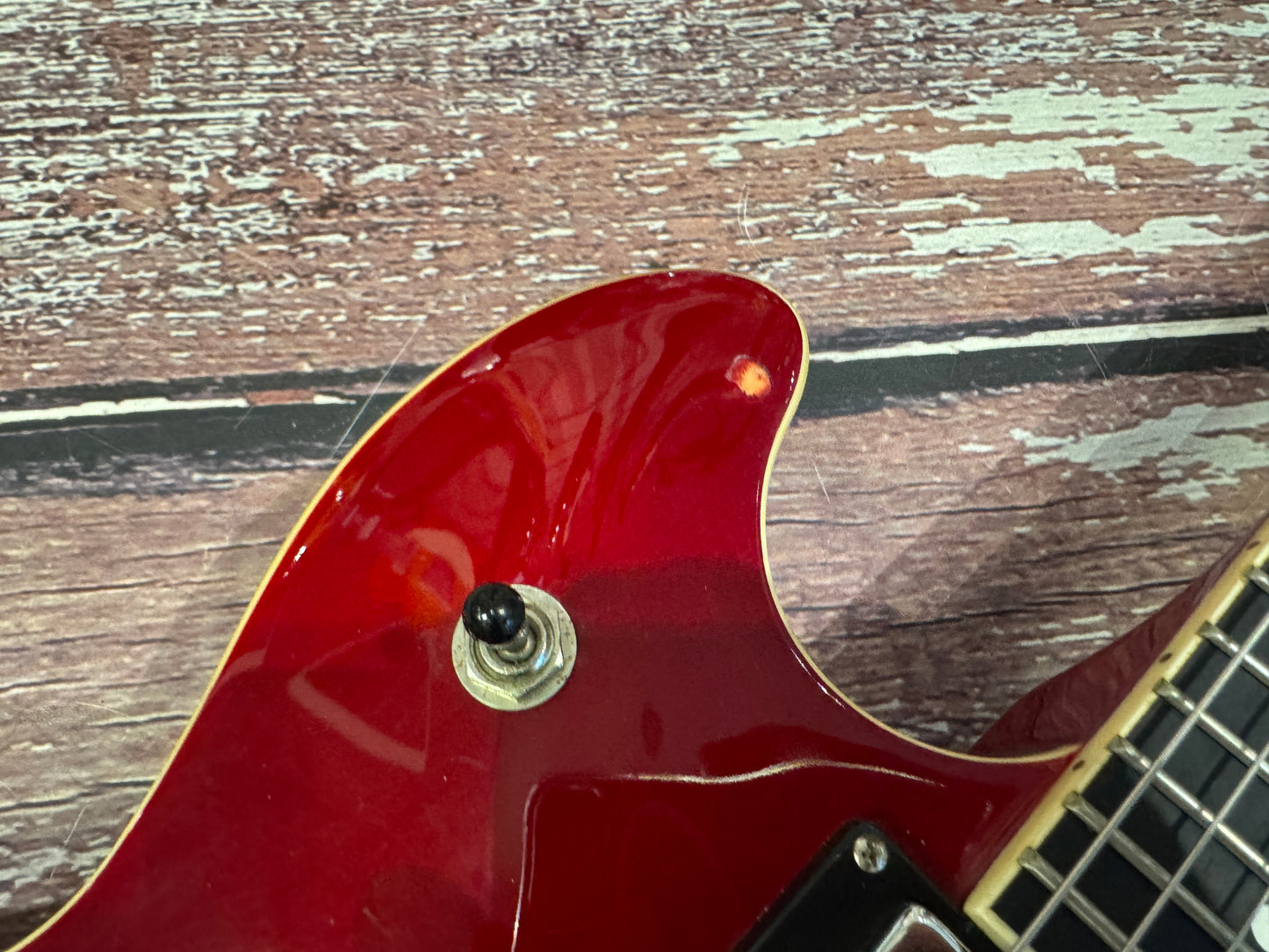 Harley Benton Cherry Semi "335"