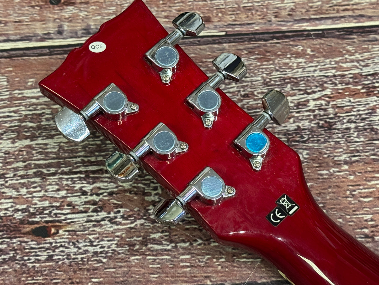 Harley Benton Cherry Semi "335"