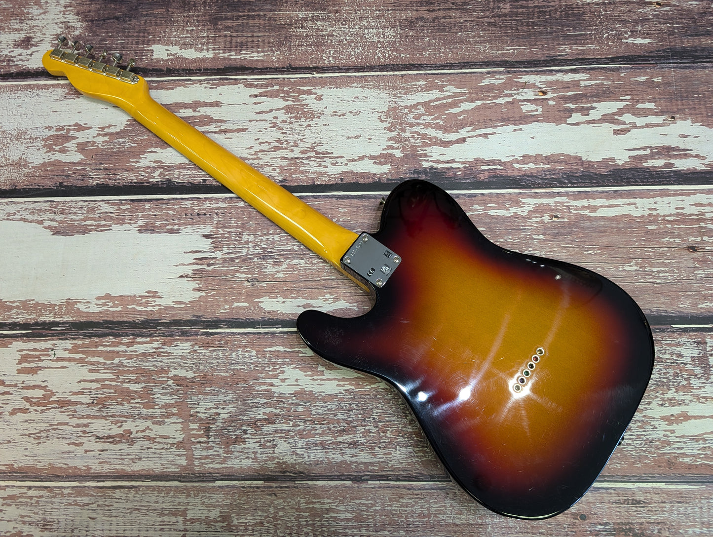 Fender USA American Vintage II '61 Telecaster + case and candy