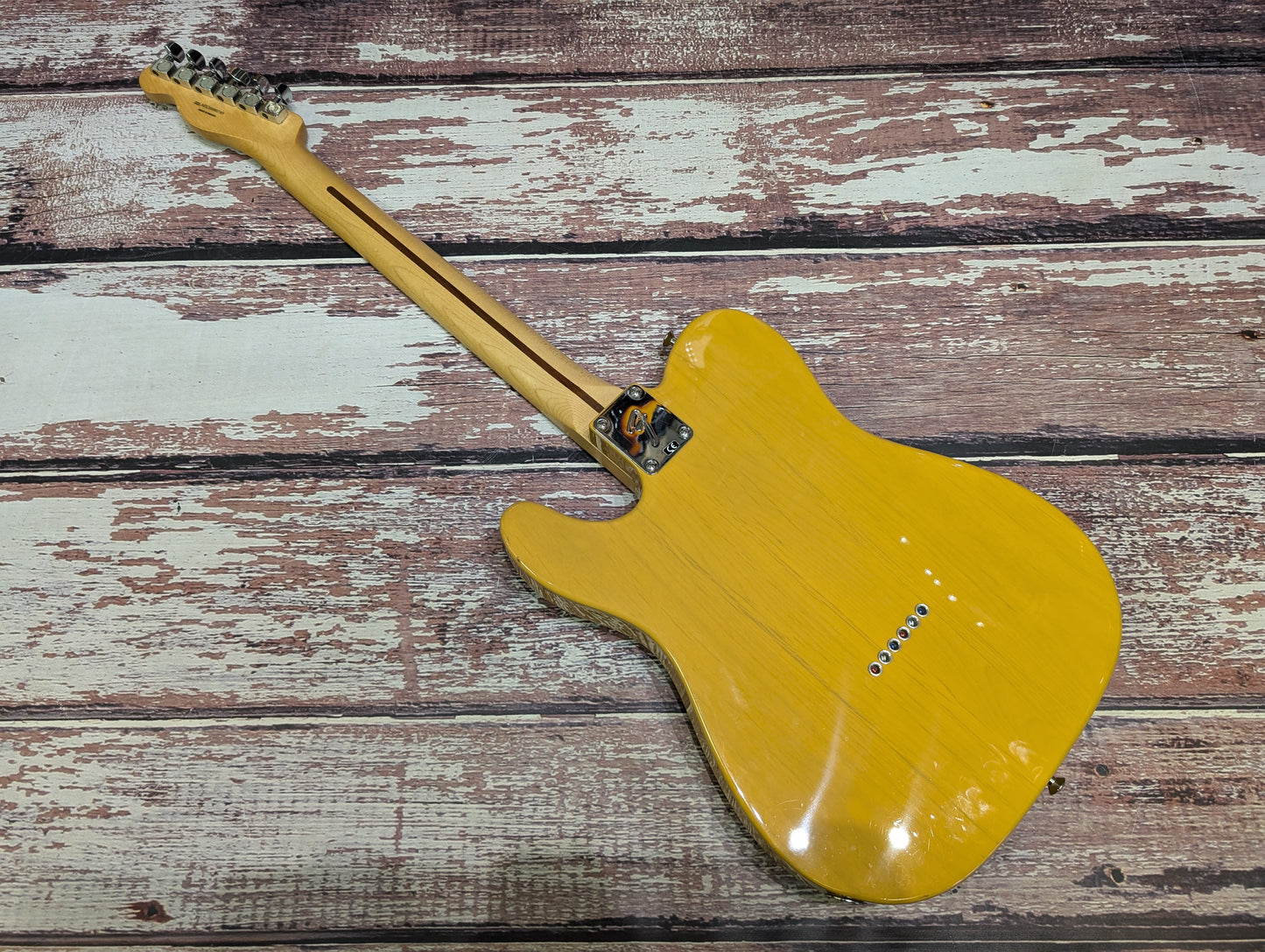 Fender Player Series (Mexican Standard) Telecaster - Butterscotch