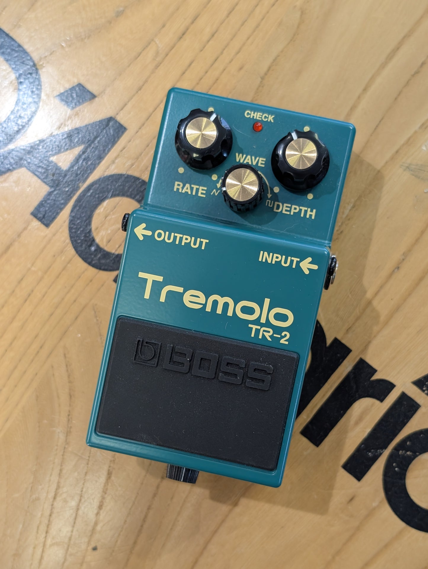 Boss TR-2 Tremolo (Pre-owned)