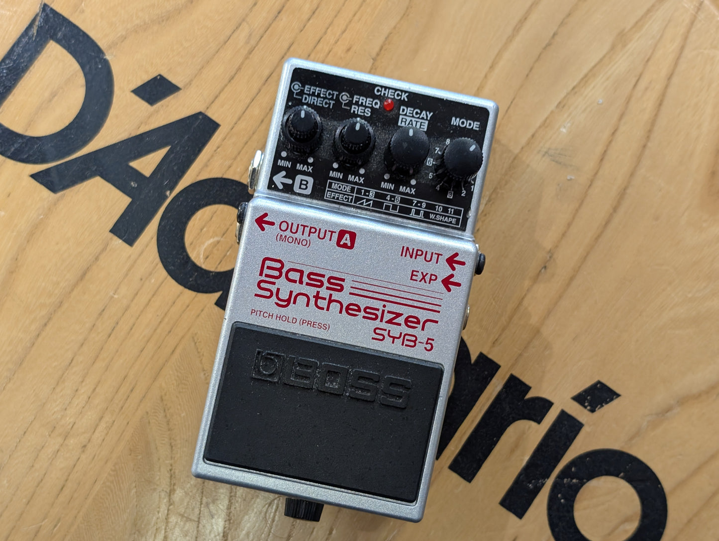 Boss Bass Synthesizer SYB-5 (Pre-owned)