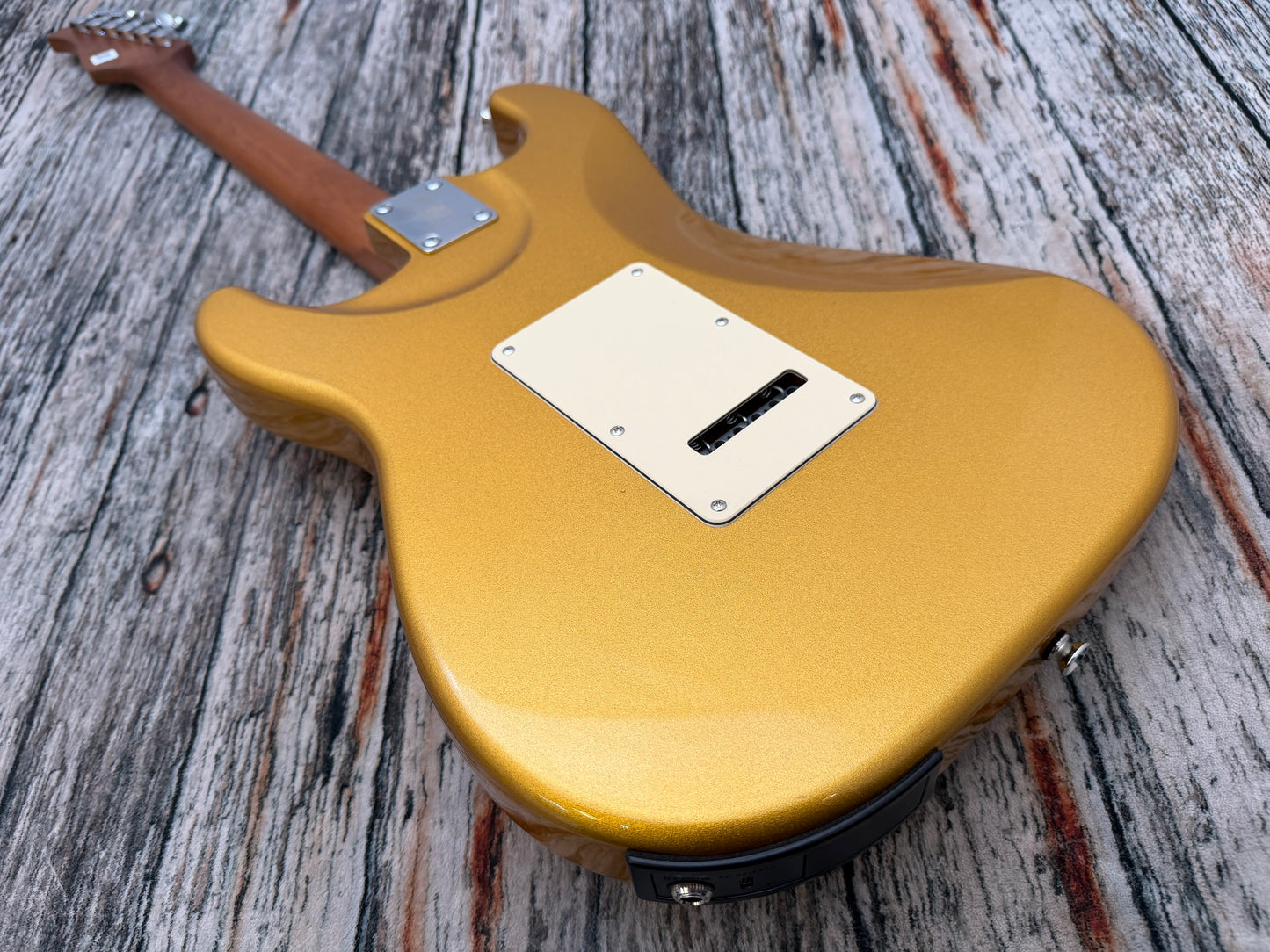 Mooer GTRS S801 Gold Roasted Maple neck Smart guitar FX loaded!