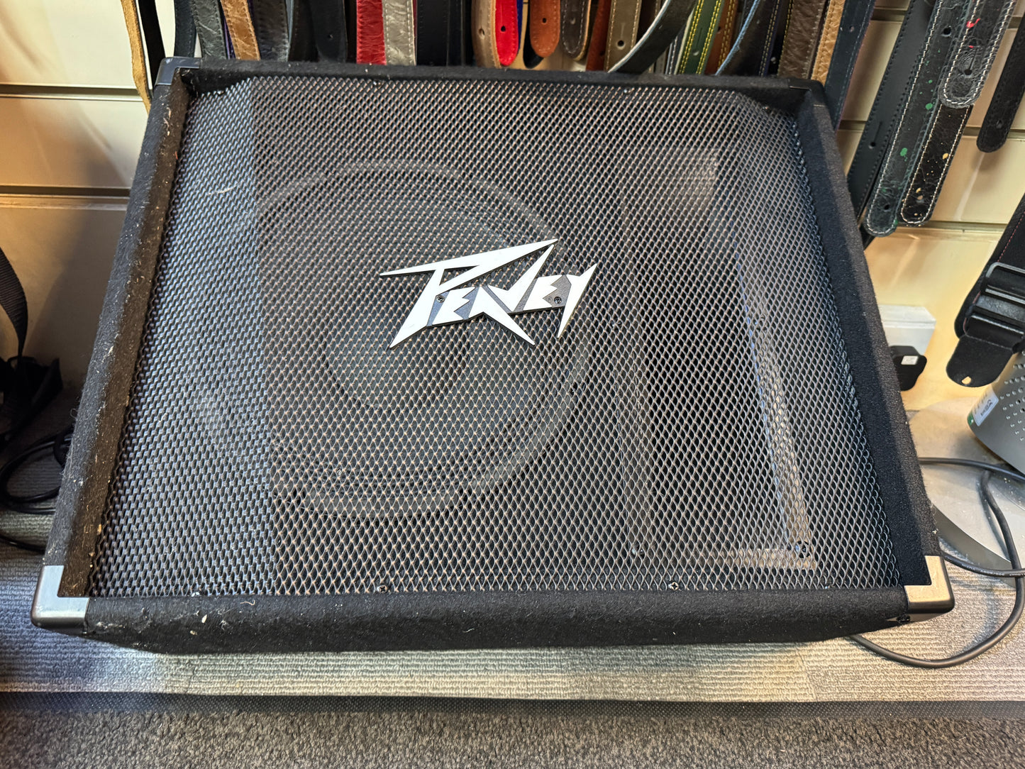 Peavey PV-12M Wedge monitor