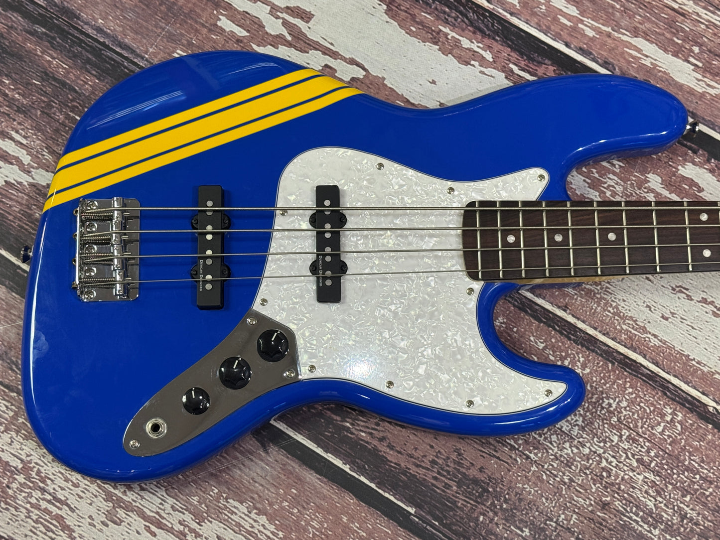 Squier Tomomi Jazz bass, Sky Blue "Bluetus" Scandal signature.