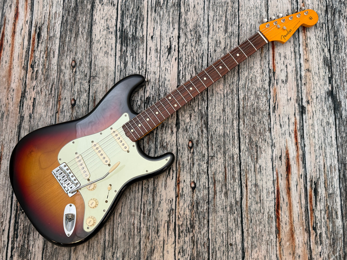 Fender Classic Series 60's Nitro Stratocaster  2014 MIM