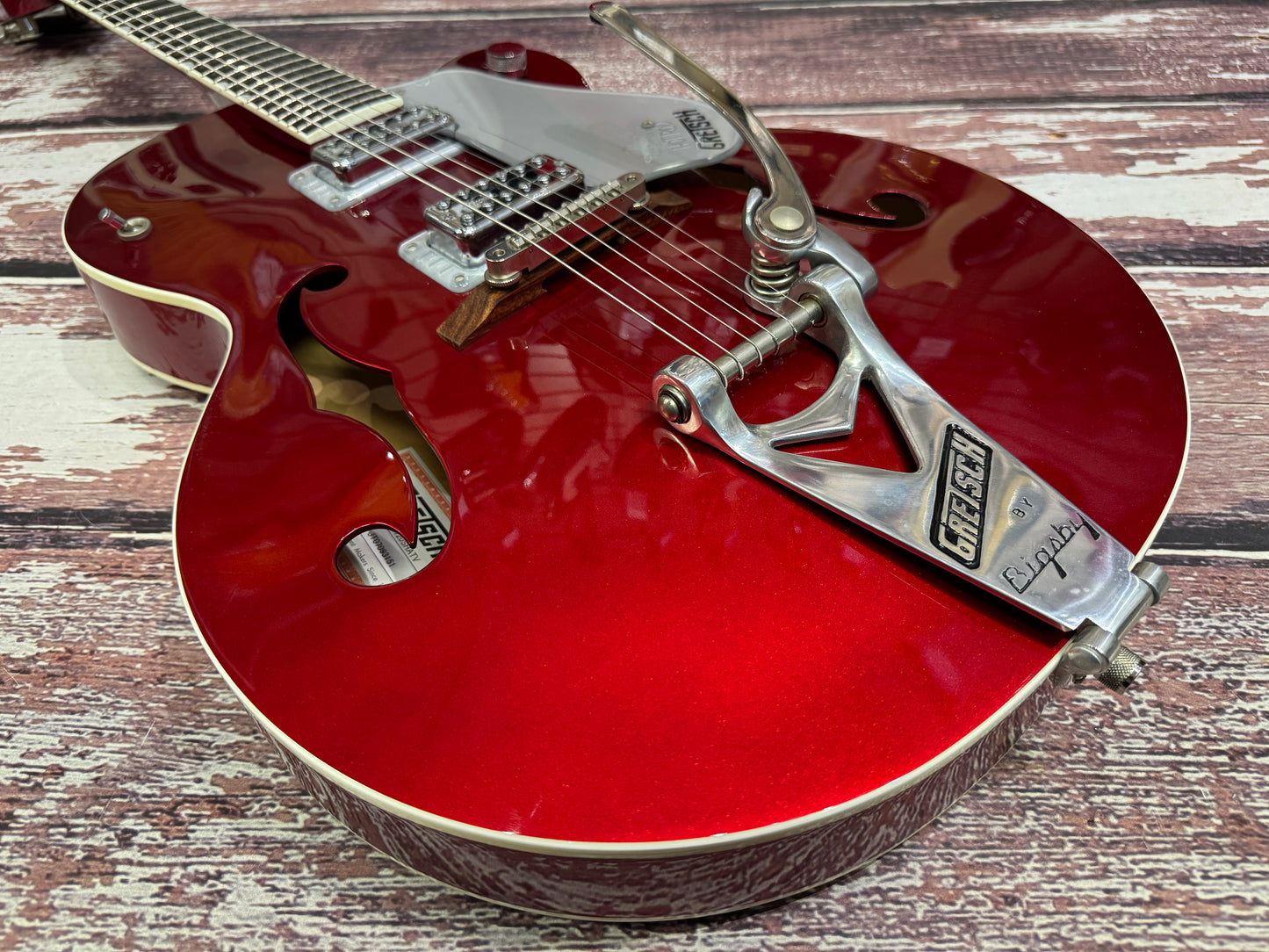 Gretsch G6120 Brian Setzer Hot Rod - Candy Apple Red