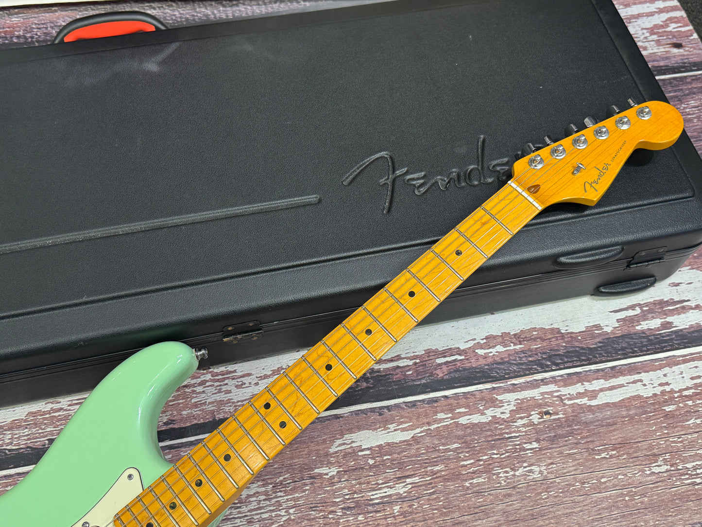 Fender American Deluxe Stratocaster 2013 with case & mint - Surf Green