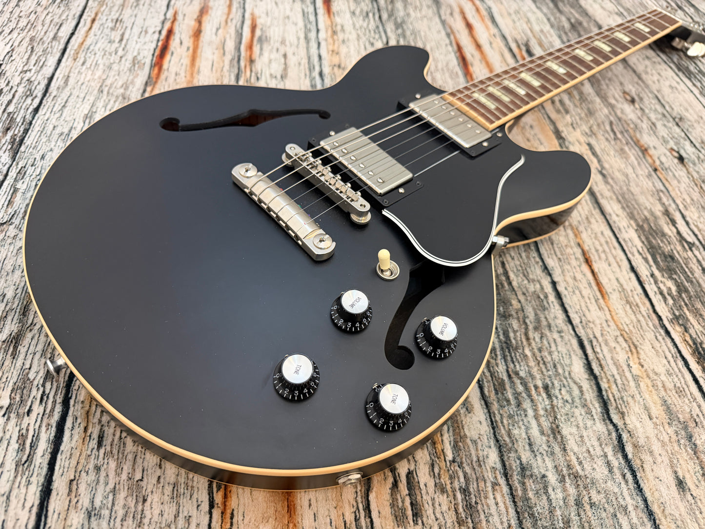 Gibson ES-339 2016 Satin Ebony, COA and Case