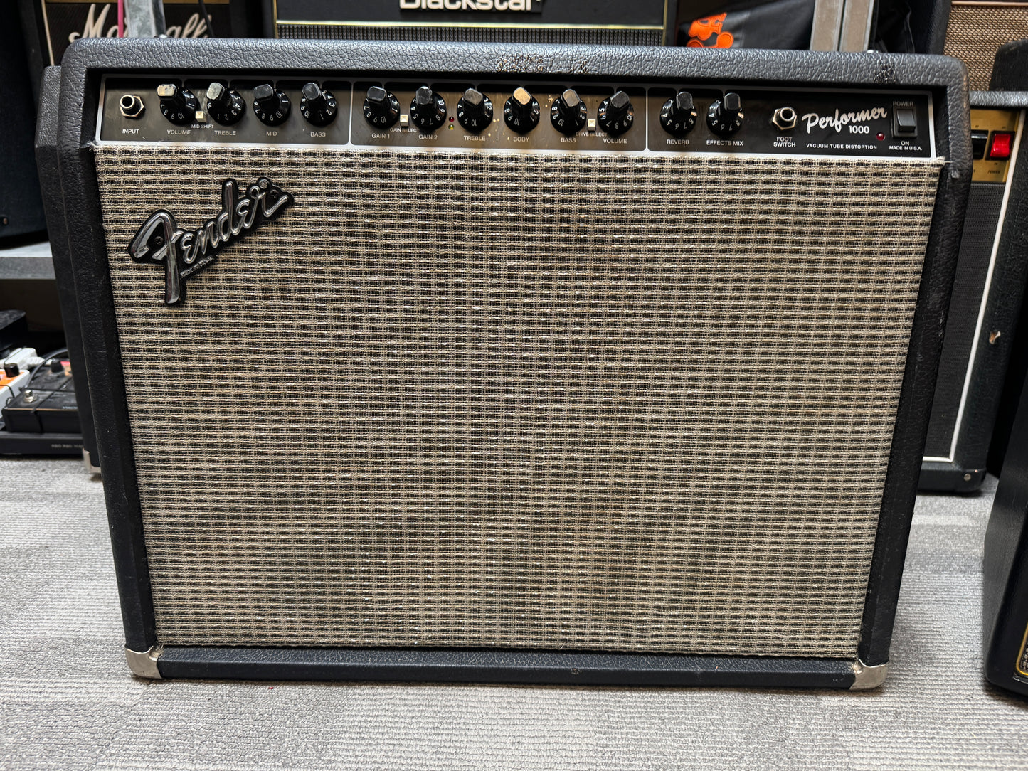 Fender Performer 1000 Hybrid valve 100w 1x12" - *** COLLECTION ONLY ***