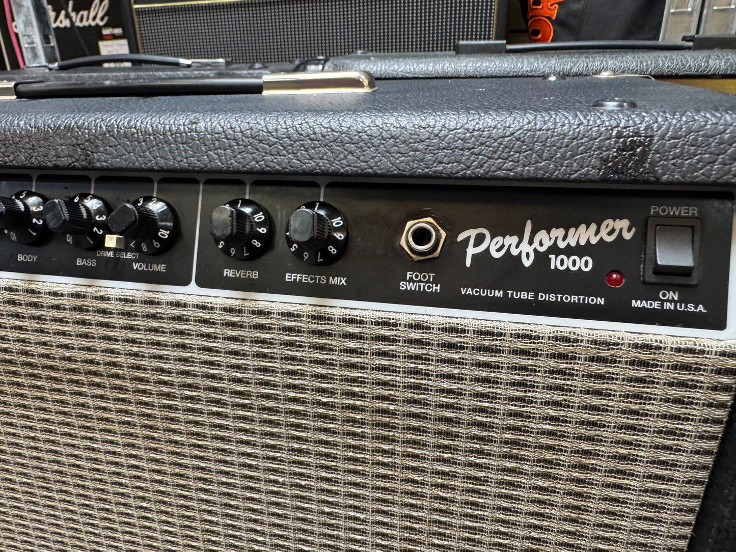 Fender Performer 1000 Hybrid valve 100w 1x12" - *** COLLECTION ONLY ***