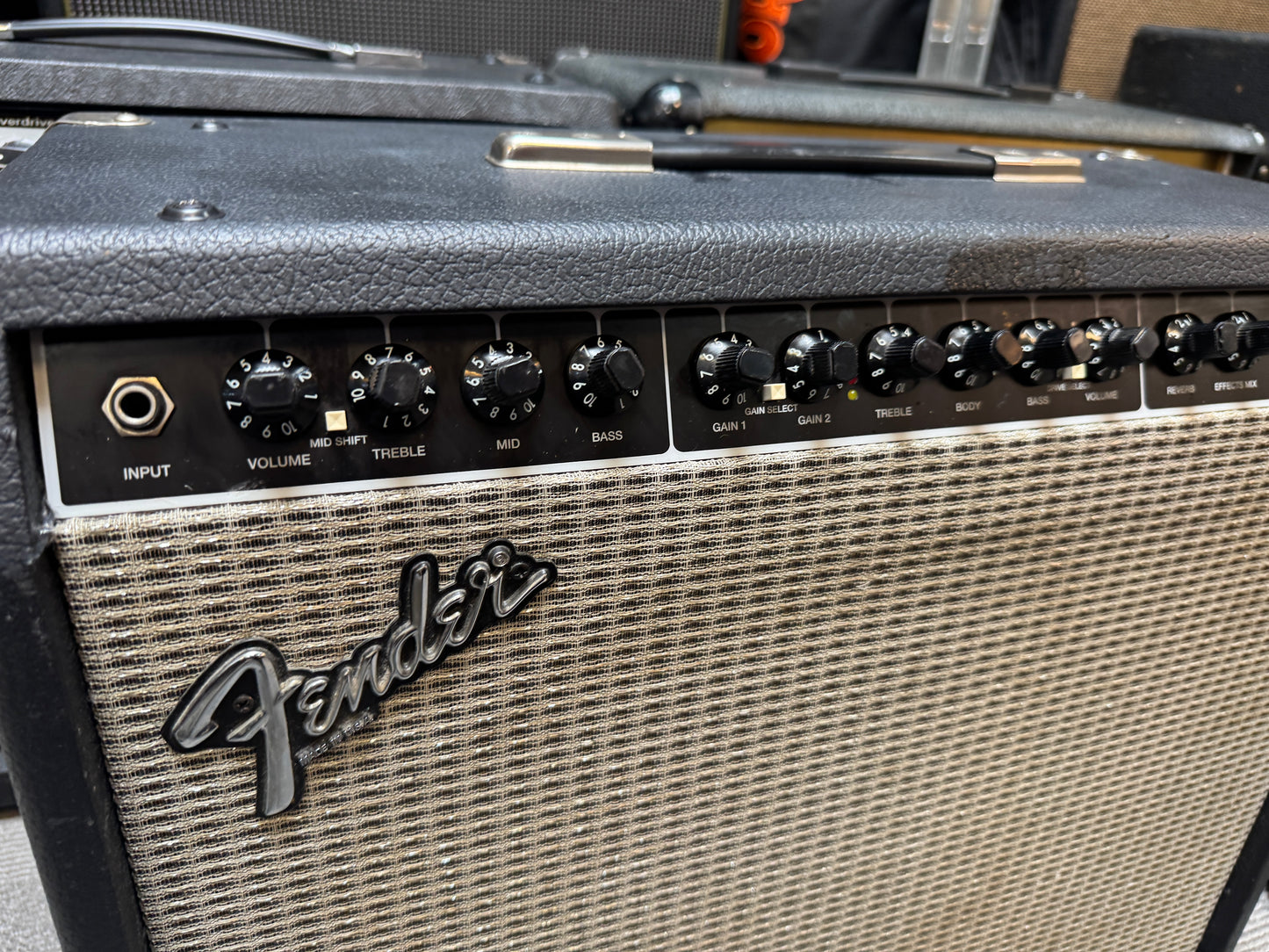 Fender Performer 1000 Hybrid valve 100w 1x12" - *** COLLECTION ONLY ***