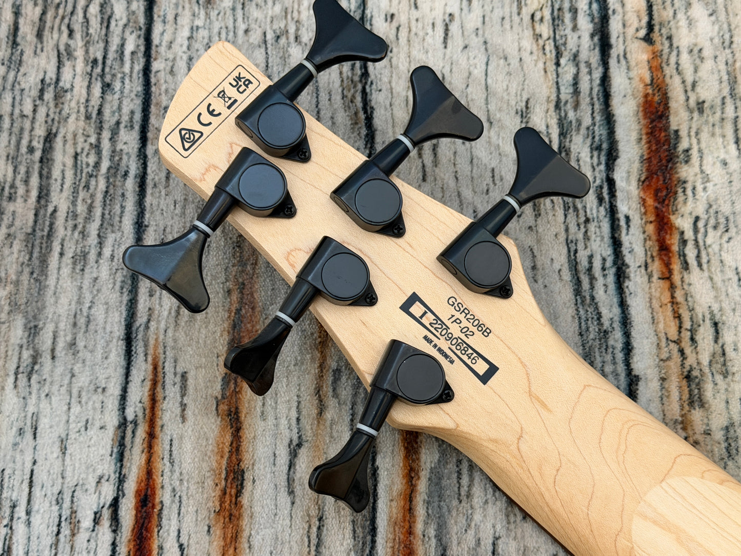 Ibanez GSR206B 6 string Gio Bass