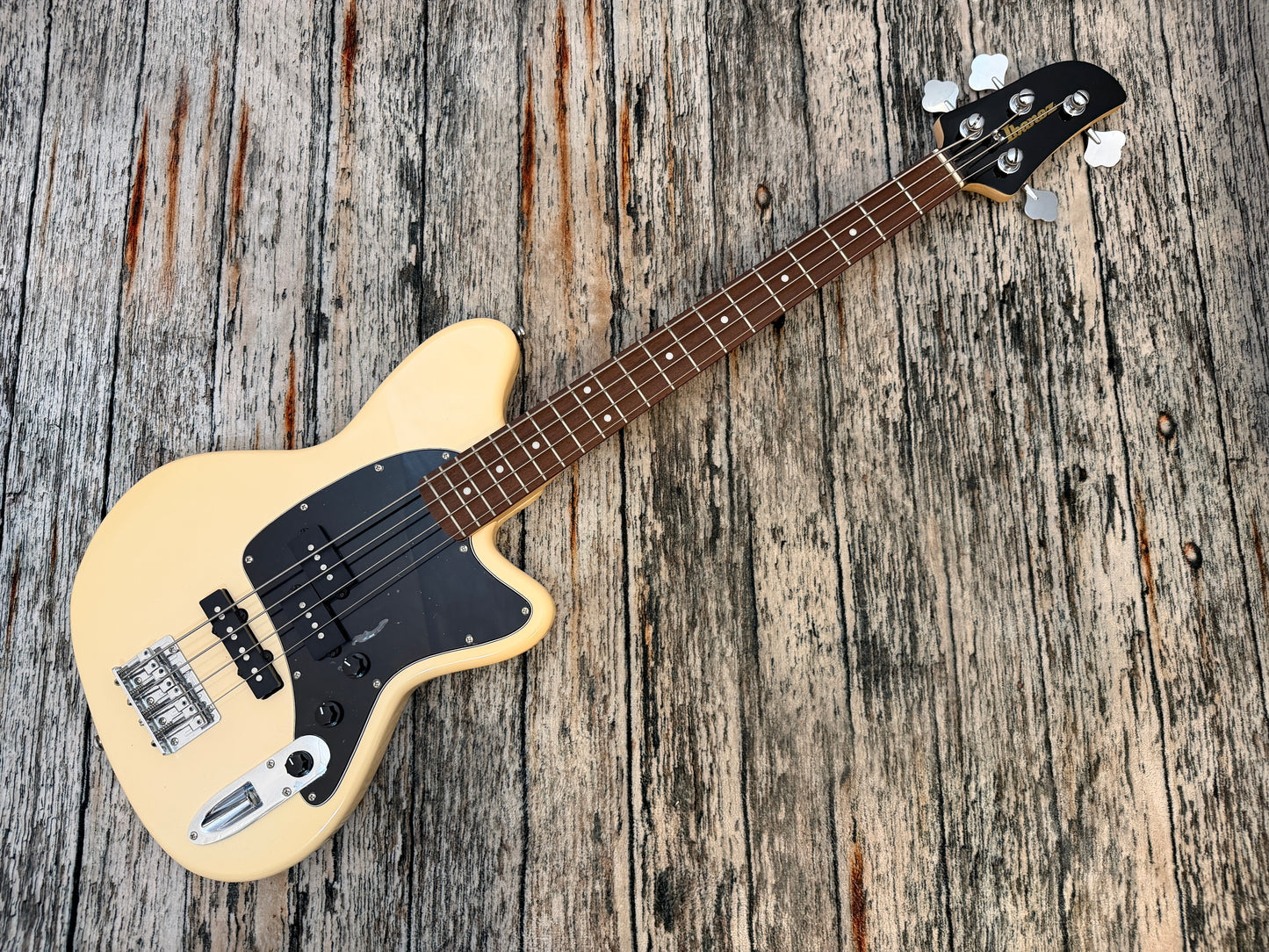 Ibanez TMB-30 Short scale bass
