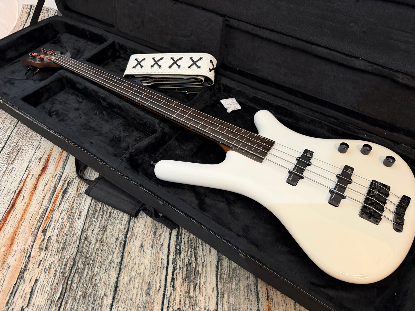 Warwick Corvette 2009 Rare (27 made) fretless bass Limited edition