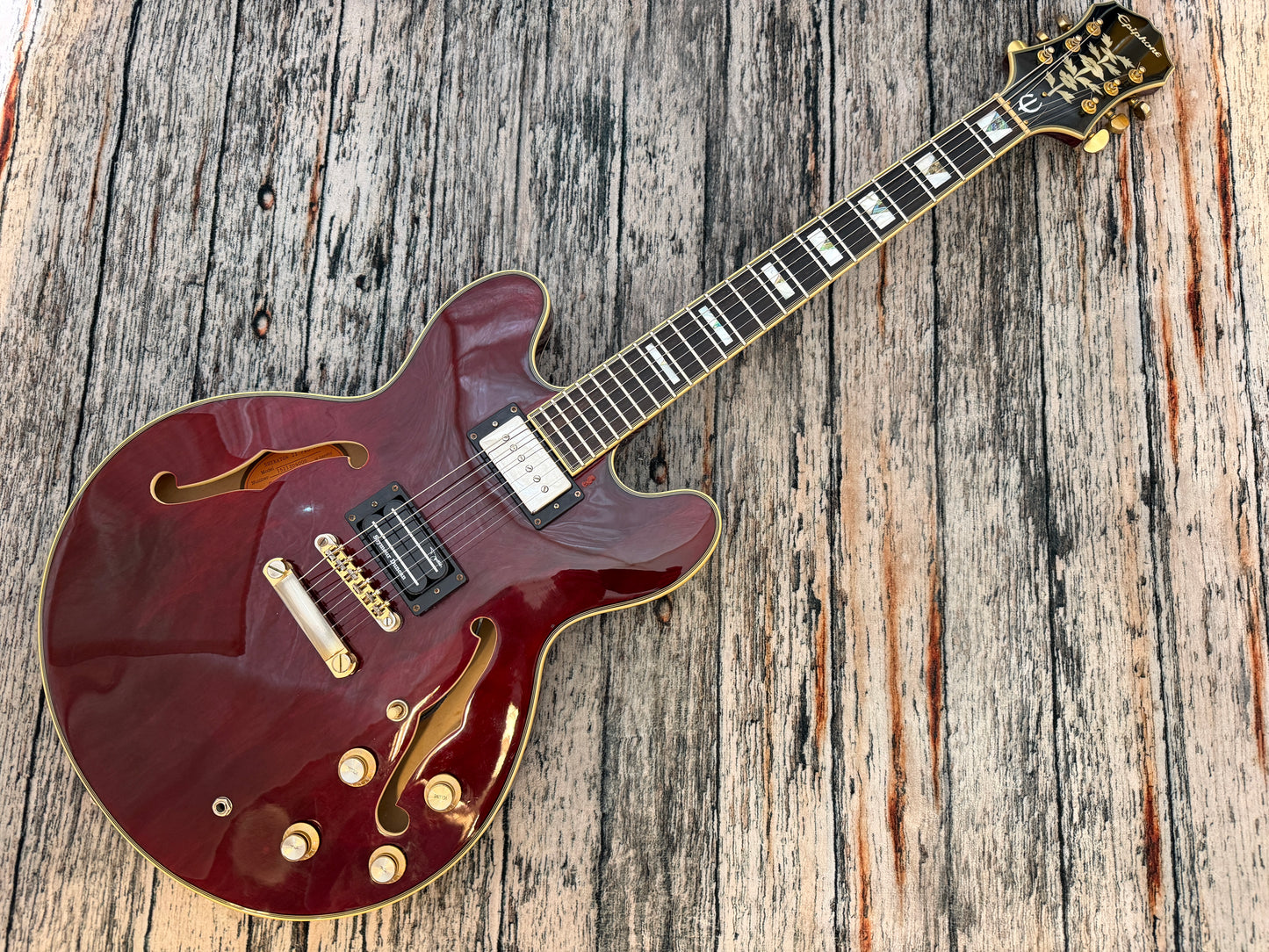 Epiphone Sheraton II - Dog o war!