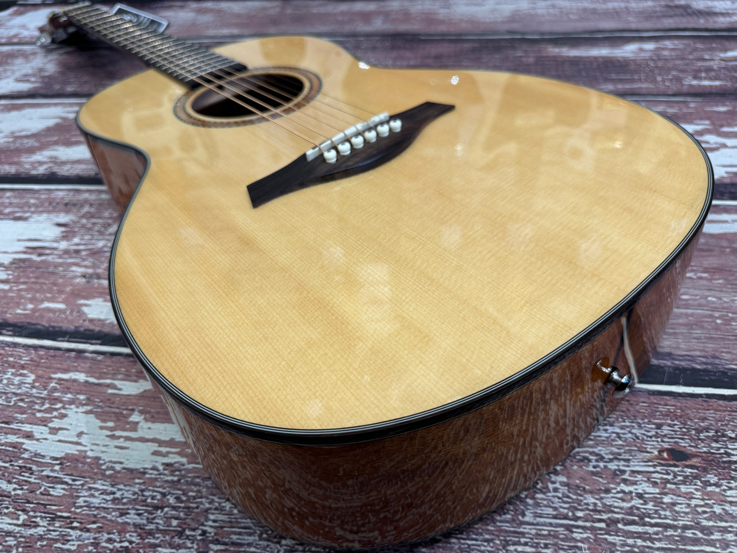 Vintage Performer Series Acoustic Parlour Guitar ~ Natural Gloss New