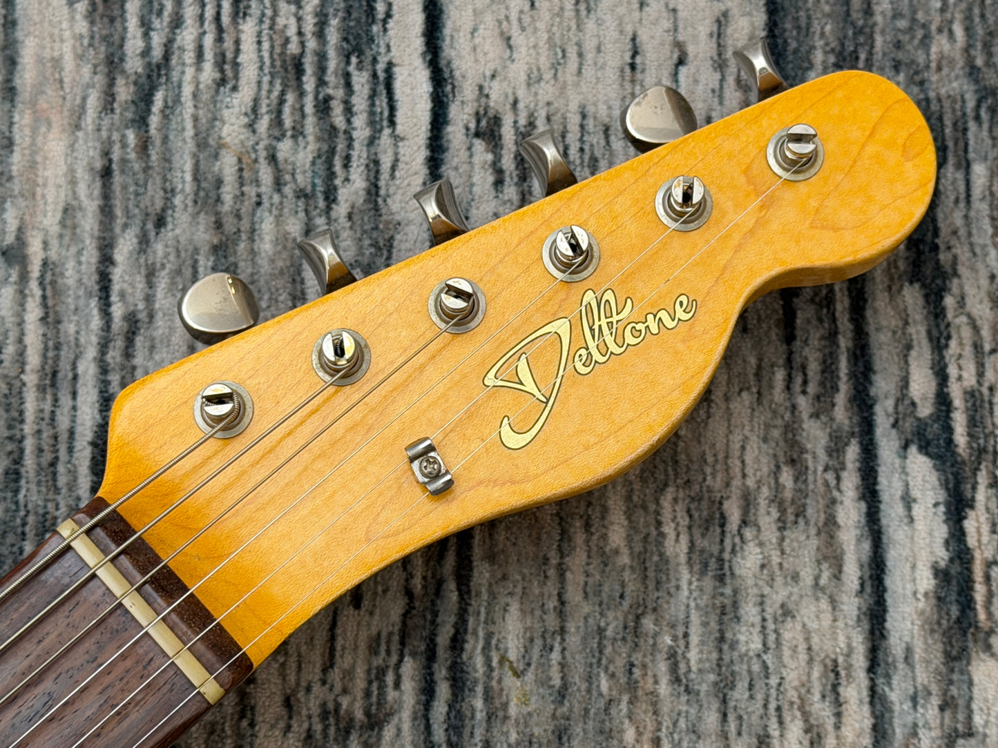 Del-Tone Dutch custom made "T" Style semi - Charlie Christian Lollar