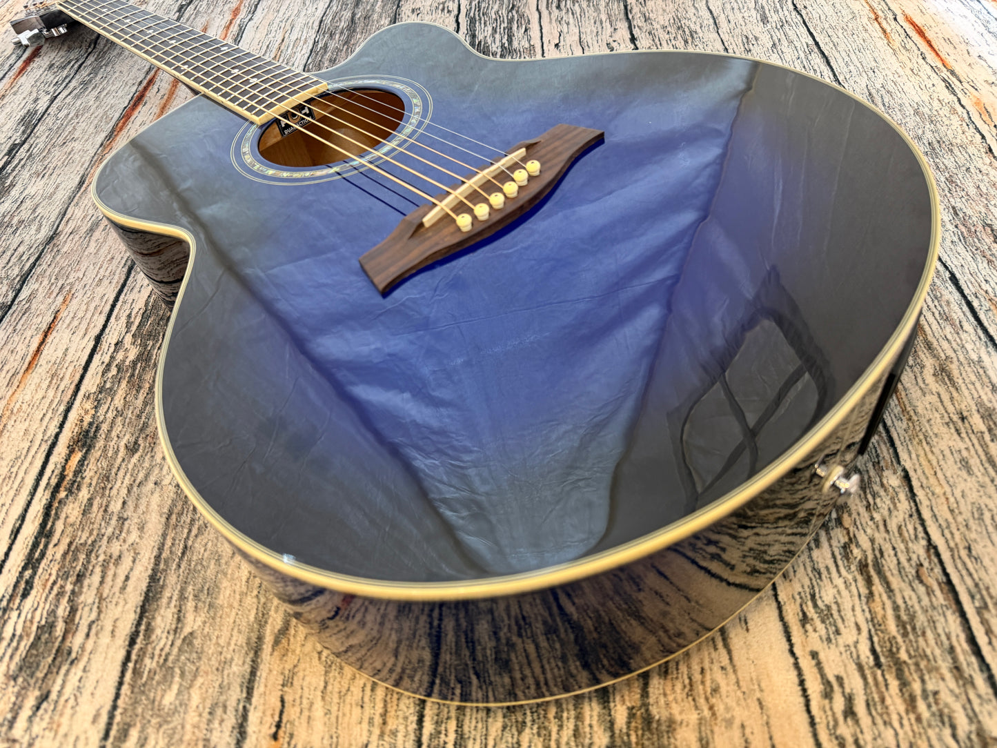 Aria AEL10-EMBS Blueburst electro acoustic