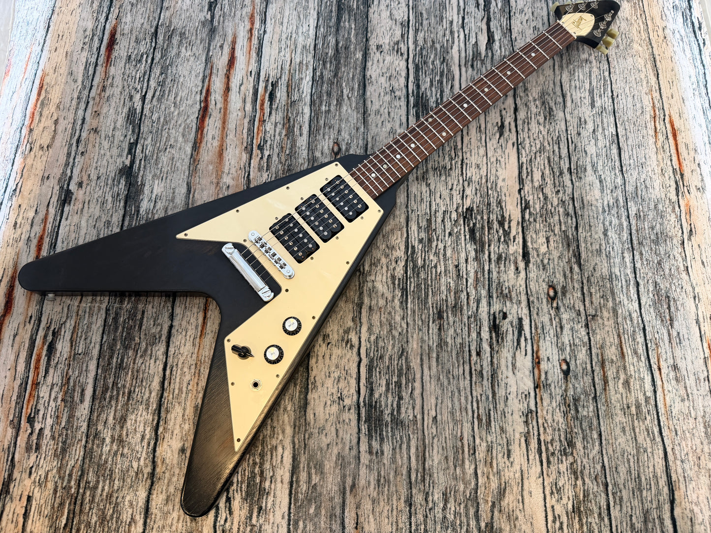 Gibson 2007 Flying V3 faded ebony with Gibson bag