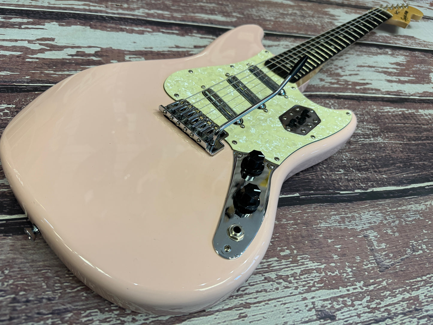 Squier Cyclone Paranormal - Shell Pink, modified