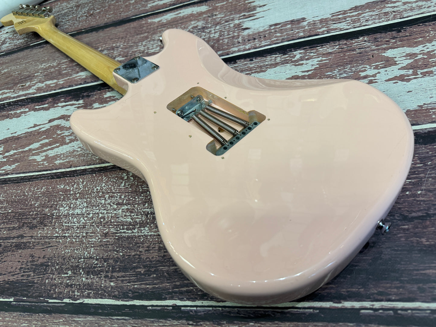 Squier Cyclone Paranormal - Shell Pink, modified