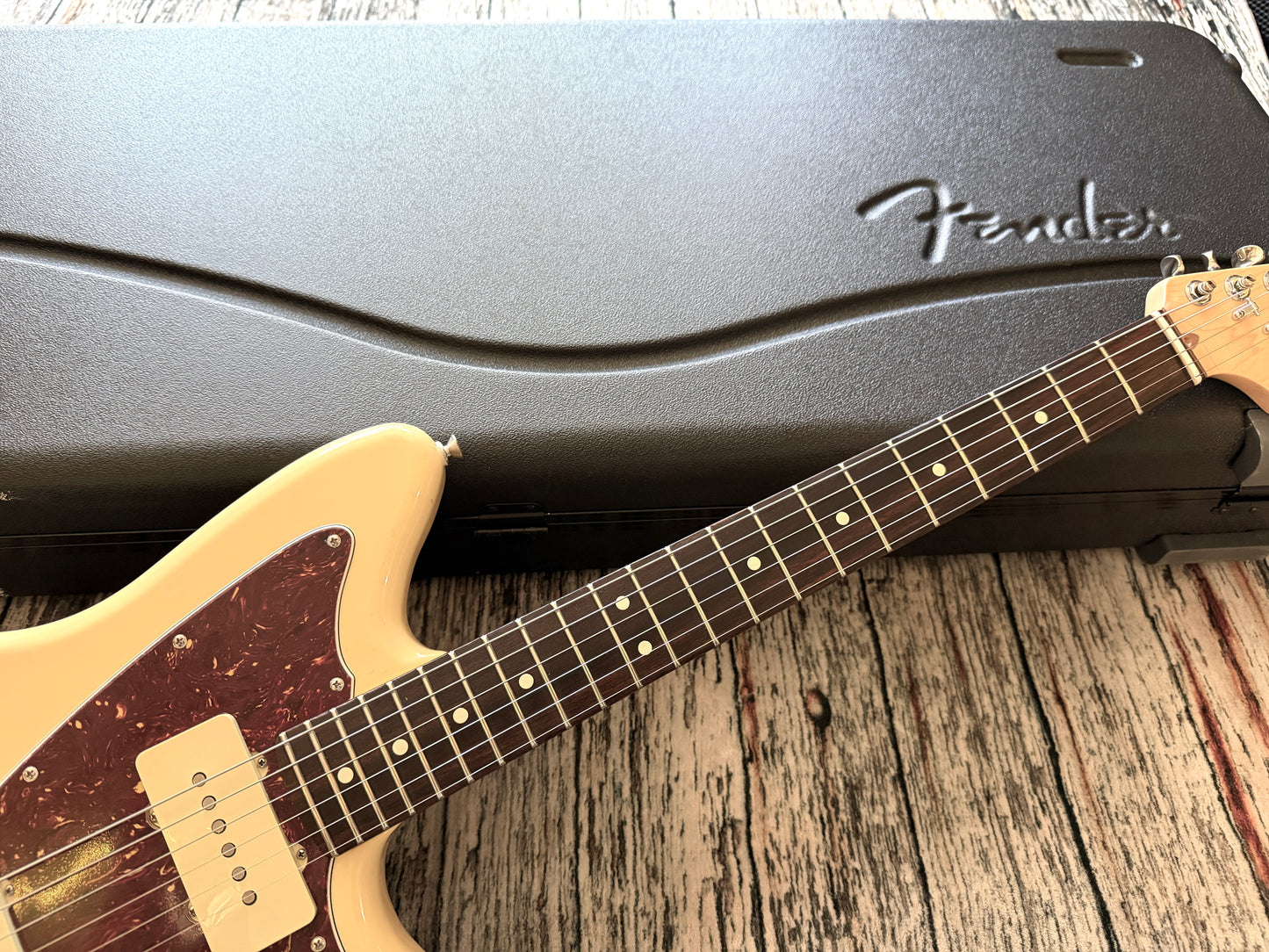 Fender American Performer Jazzmaster & Fender case