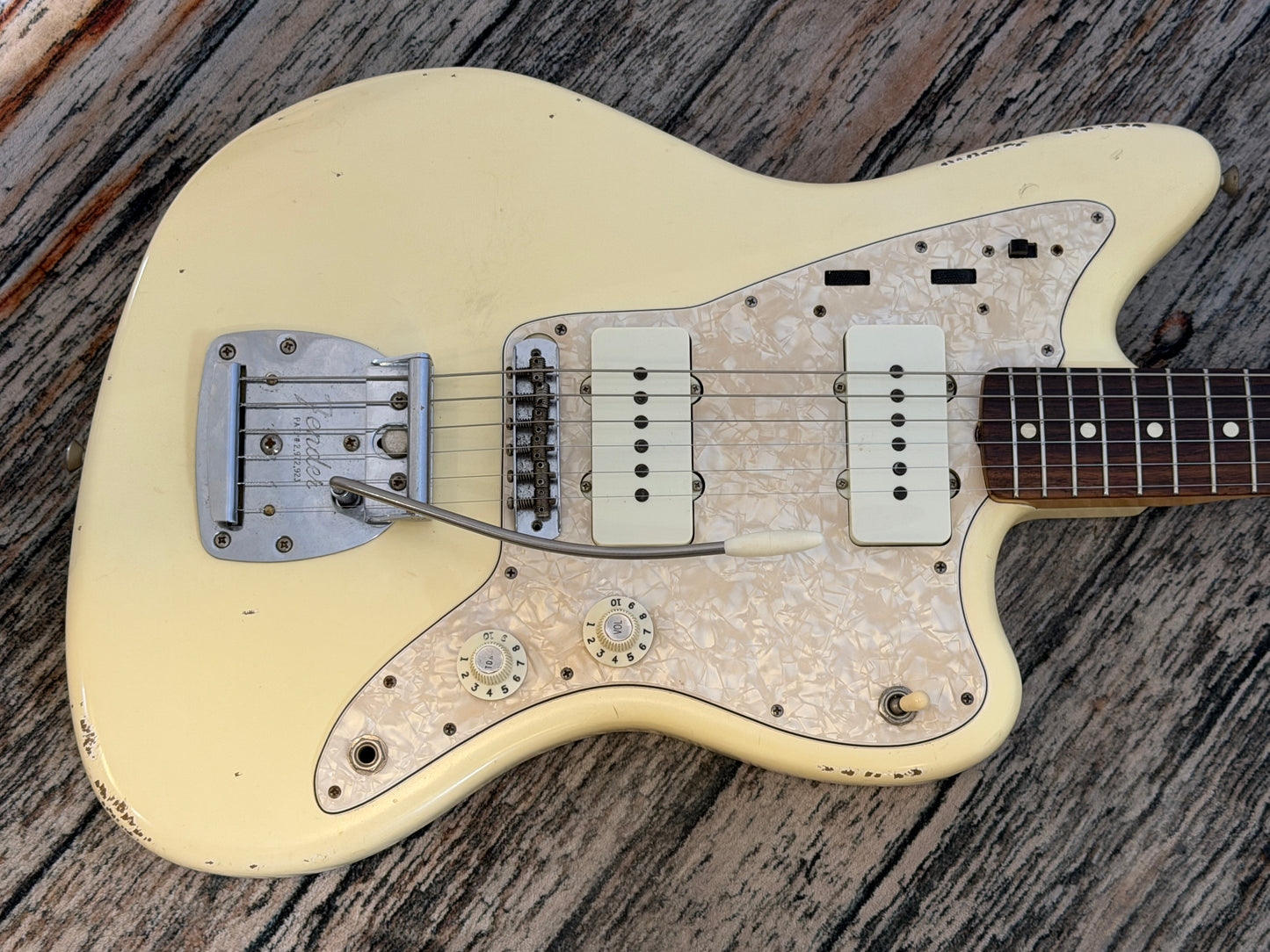 Fender 2015 Roadworn Jazzmaster Olympic White FSR