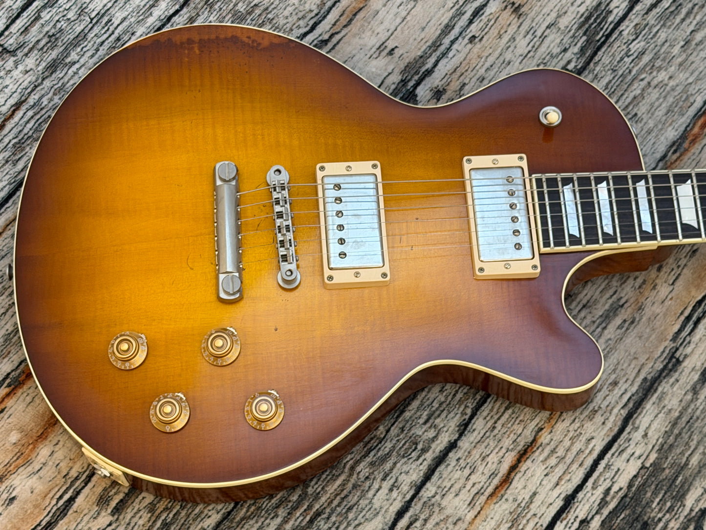 Eastman SB59/V Antique Goldburst - "B" Stock. With Case and COA